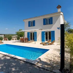  Ferienhaus Shana