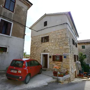 Apartament Maja, Višnjan